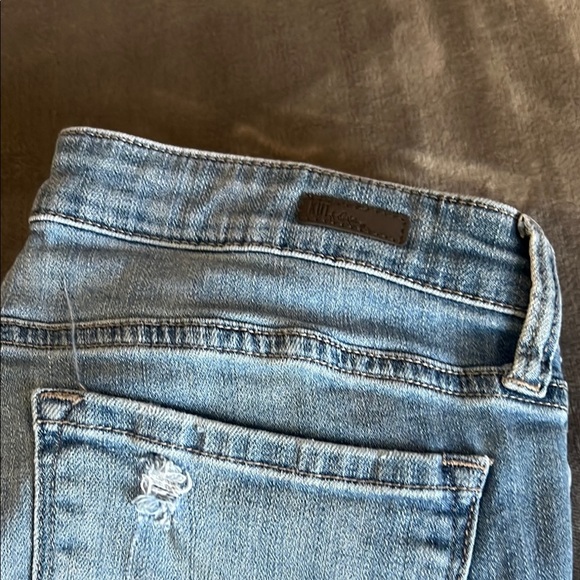 Kut from the Kloth Blue Straight Leg Jeans with Distressed Details - Picture 14 of 16